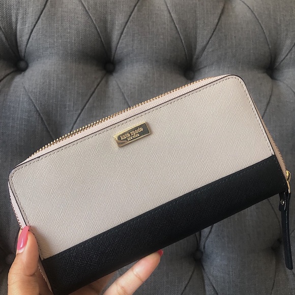 kate spade Handbags - ❌SOLD❌ Kate Spade Wallet